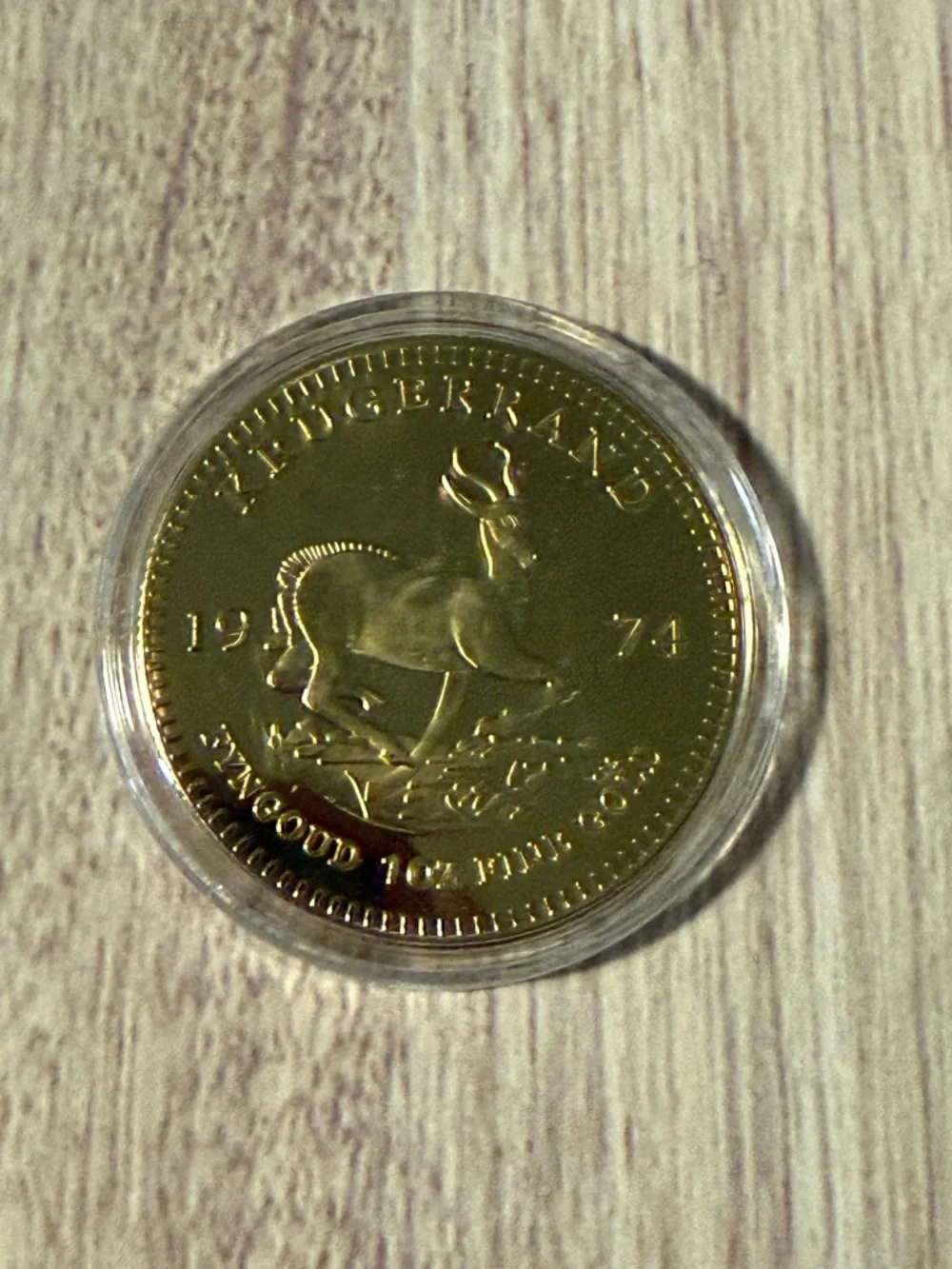 South Africa Gold Krugerrand Style Collectible Coin 1974 - Picture 2 of 3